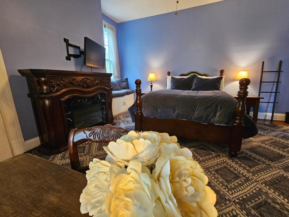 مبيت وإفطار Madison Heights Winridge Manor الغرفة الصورة